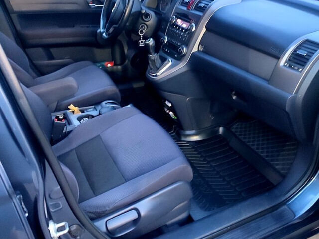 Серый Хонда СРВ, объемом двигателя 2 л и пробегом 190 тыс. км за 10000 $, фото 4 на Automoto.ua