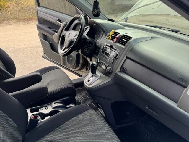 Серый Хонда СРВ, объемом двигателя 2 л и пробегом 225 тыс. км за 11200 $, фото 4 на Automoto.ua