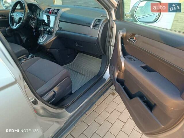 Серый Хонда СРВ, объемом двигателя 2 л и пробегом 228 тыс. км за 11500 $, фото 14 на Automoto.ua