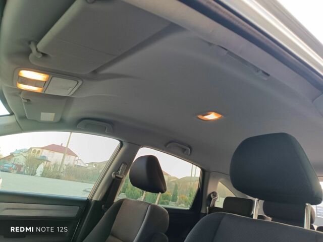 Сірий Хонда СРВ, об'ємом двигуна 2 л та пробігом 227 тис. км за 11350 $, фото 15 на Automoto.ua