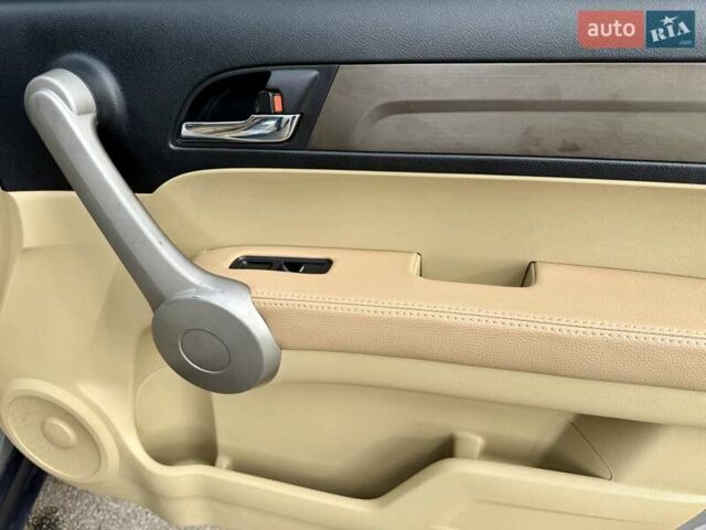 Серый Хонда СРВ, объемом двигателя 2.4 л и пробегом 164 тыс. км за 11450 $, фото 30 на Automoto.ua