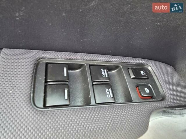 Серый Хонда СРВ, объемом двигателя 2.2 л и пробегом 241 тыс. км за 10500 $, фото 32 на Automoto.ua