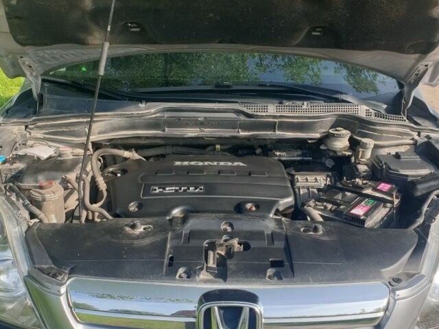Серый Хонда СРВ, объемом двигателя 2.2 л и пробегом 270 тыс. км за 9500 $, фото 5 на Automoto.ua