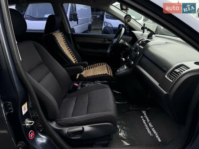 Серый Хонда СРВ, объемом двигателя 2 л и пробегом 157 тыс. км за 11350 $, фото 35 на Automoto.ua