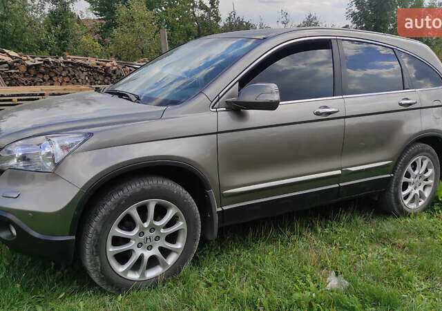 Серый Хонда СРВ, объемом двигателя 2.2 л и пробегом 134 тыс. км за 12500 $, фото 8 на Automoto.ua