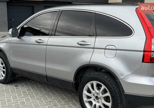 Сірий Хонда СРВ, об'ємом двигуна 2.2 л та пробігом 238 тис. км за 8999 $, фото 18 на Automoto.ua