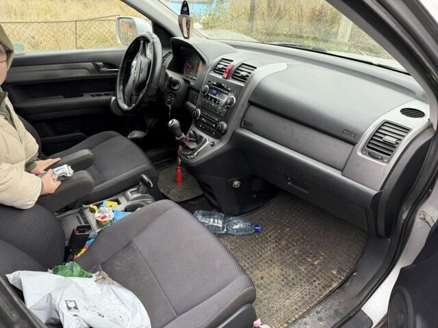 Серый Хонда СРВ, объемом двигателя 0 л и пробегом 278 тыс. км за 3800 $, фото 1 на Automoto.ua