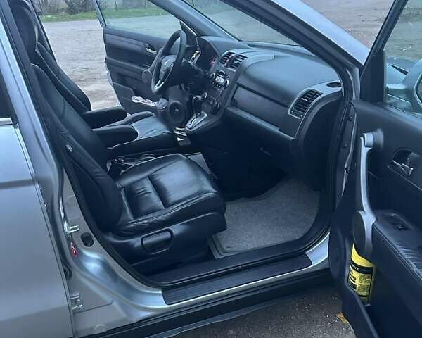 Сірий Хонда СРВ, об'ємом двигуна 2.4 л та пробігом 176 тис. км за 10900 $, фото 9 на Automoto.ua