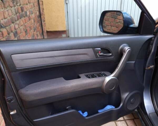 Сірий Хонда СРВ, об'ємом двигуна 2.2 л та пробігом 197 тис. км за 10300 $, фото 22 на Automoto.ua