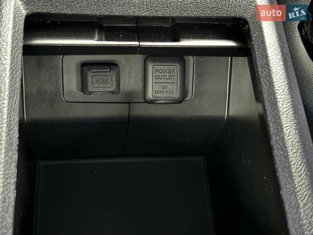 Сірий Хонда СРВ, об'ємом двигуна 2 л та пробігом 167 тис. км за 10999 $, фото 40 на Automoto.ua