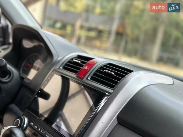 Хонда СРВ 2008 в Дрогобыче на Automoto.ua Серый Хонда СРВ, объемом двигателя 2 л и пробегом 192 тыс. км за 10800 $, фото 52 на Automoto.ua