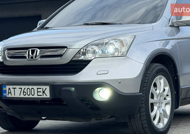 Сірий Хонда СРВ, об'ємом двигуна 2.2 л та пробігом 238 тис. км за 8999 $, фото 2 на Automoto.ua