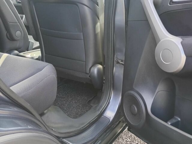 Серый Хонда СРВ, объемом двигателя 2.2 л и пробегом 207 тыс. км за 6500 $, фото 12 на Automoto.ua