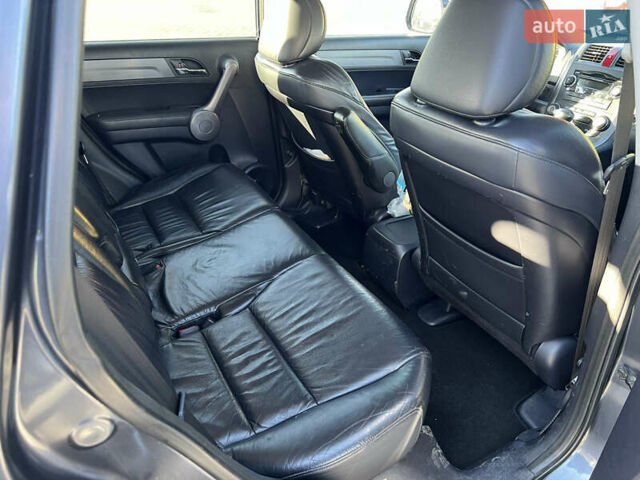 Сірий Хонда СРВ, об'ємом двигуна 2.4 л та пробігом 215 тис. км за 10700 $, фото 9 на Automoto.ua