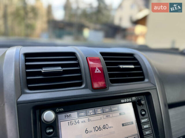 Сірий Хонда СРВ, об'ємом двигуна 2.2 л та пробігом 223 тис. км за 10300 $, фото 69 на Automoto.ua