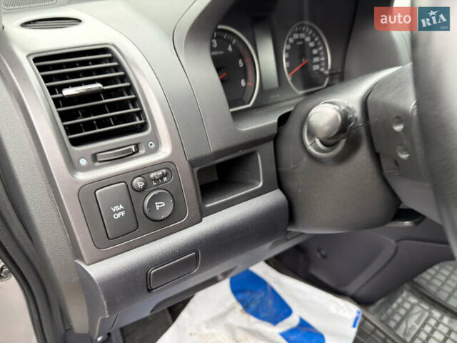 Серый Хонда СРВ, объемом двигателя 2.2 л и пробегом 214 тыс. км за 11500 $, фото 16 на Automoto.ua