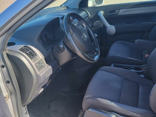 Сірий Хонда СРВ, об'ємом двигуна 2.2 л та пробігом 212 тис. км за 5483 $, фото 8 на Automoto.ua