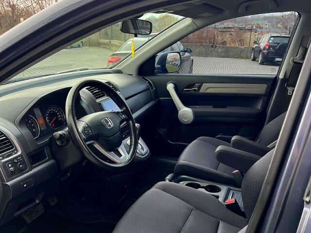 Серый Хонда СРВ, объемом двигателя 2 л и пробегом 181 тыс. км за 9800 $, фото 4 на Automoto.ua