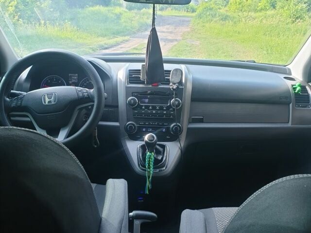 Серый Хонда СРВ, объемом двигателя 2.2 л и пробегом 270 тыс. км за 9500 $, фото 11 на Automoto.ua