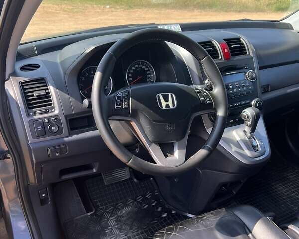 Серый Хонда СРВ, объемом двигателя 2.4 л и пробегом 228 тыс. км за 11150 $, фото 16 на Automoto.ua
