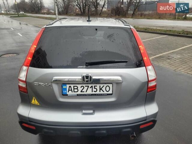 Серый Хонда СРВ, объемом двигателя 2.4 л и пробегом 335 тыс. км за 8300 $, фото 5 на Automoto.ua