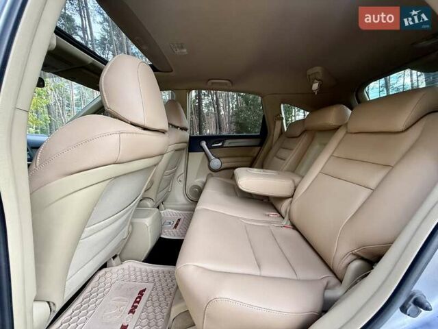 Серый Хонда СРВ, объемом двигателя 2.4 л и пробегом 164 тыс. км за 11450 $, фото 17 на Automoto.ua