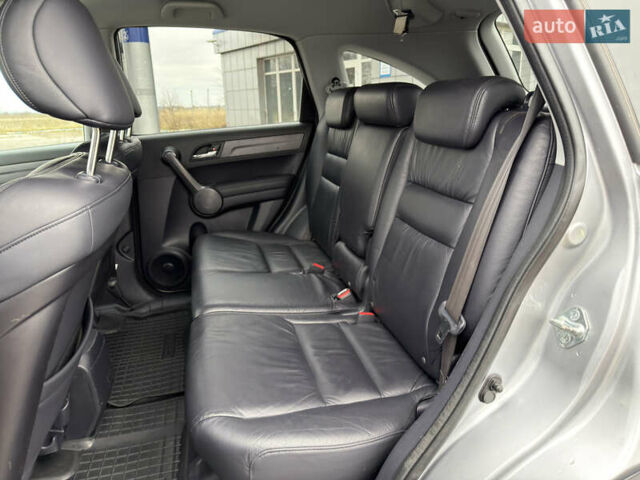 Серый Хонда СРВ, объемом двигателя 2.2 л и пробегом 214 тыс. км за 11500 $, фото 17 на Automoto.ua