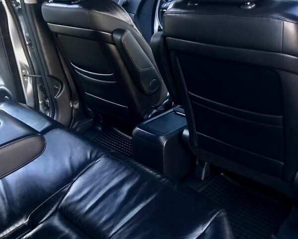 Сірий Хонда СРВ, об'ємом двигуна 2.4 л та пробігом 255 тис. км за 11200 $, фото 13 на Automoto.ua