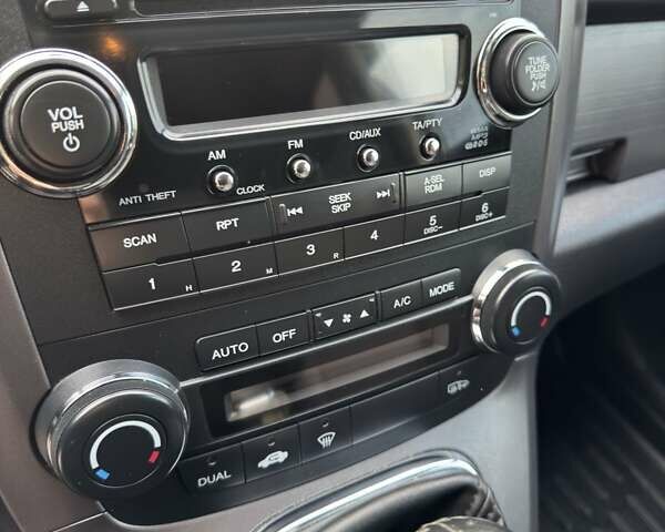 Сірий Хонда СРВ, об'ємом двигуна 2.2 л та пробігом 218 тис. км за 10950 $, фото 6 на Automoto.ua