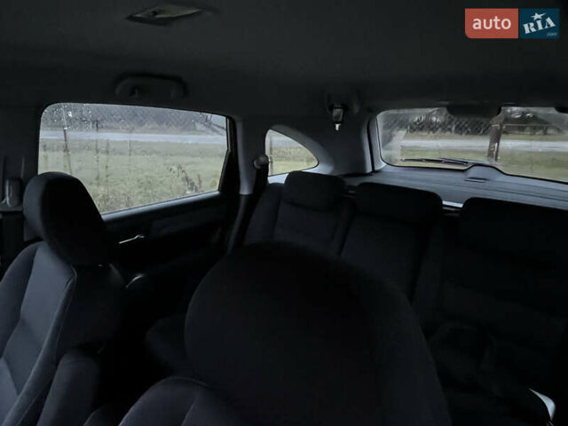 Сірий Хонда СРВ, об'ємом двигуна 2.35 л та пробігом 196 тис. км за 12600 $, фото 30 на Automoto.ua