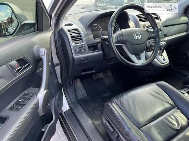 Серый Хонда СРВ, объемом двигателя 2.4 л и пробегом 175 тыс. км за 11900 $, фото 8 на Automoto.ua
