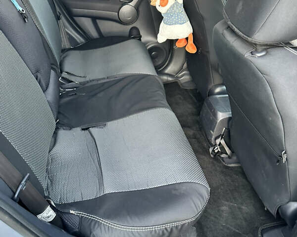 Серый Хонда СРВ, объемом двигателя 2 л и пробегом 193 тыс. км за 11200 $, фото 7 на Automoto.ua