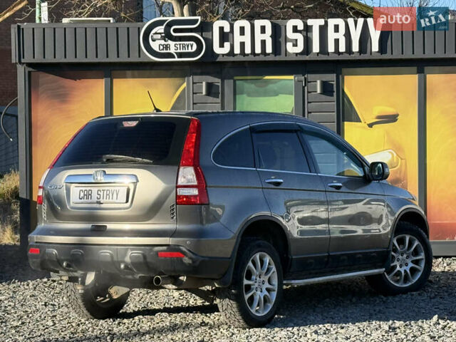 Серый Хонда СРВ, объемом двигателя 2.4 л и пробегом 214 тыс. км за 9500 $, фото 15 на Automoto.ua