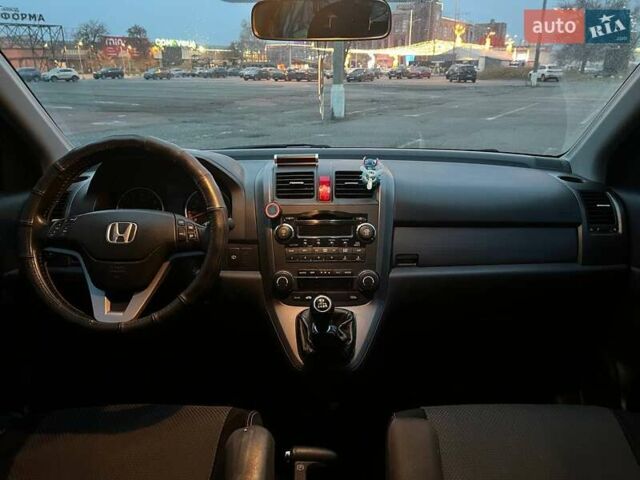 Серый Хонда СРВ, объемом двигателя 2 л и пробегом 196 тыс. км за 10990 $, фото 12 на Automoto.ua