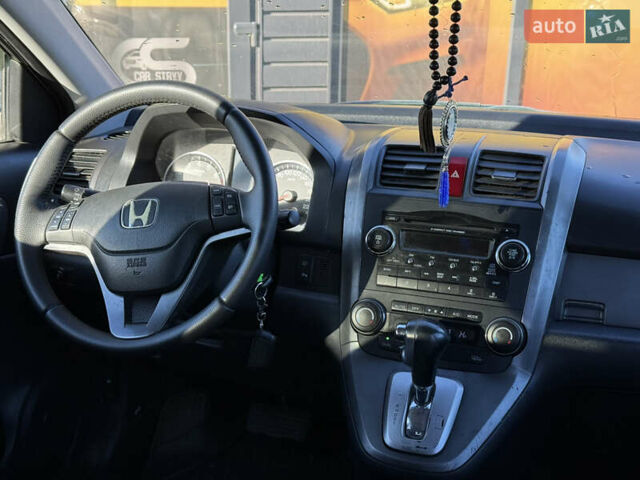 Серый Хонда СРВ, объемом двигателя 2.4 л и пробегом 214 тыс. км за 9500 $, фото 31 на Automoto.ua