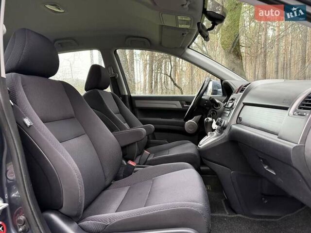 Сірий Хонда СРВ, об'ємом двигуна 2 л та пробігом 167 тис. км за 10999 $, фото 18 на Automoto.ua