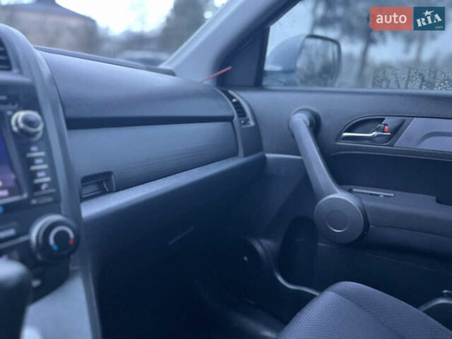 Сірий Хонда СРВ, об'ємом двигуна 2.35 л та пробігом 196 тис. км за 12600 $, фото 36 на Automoto.ua