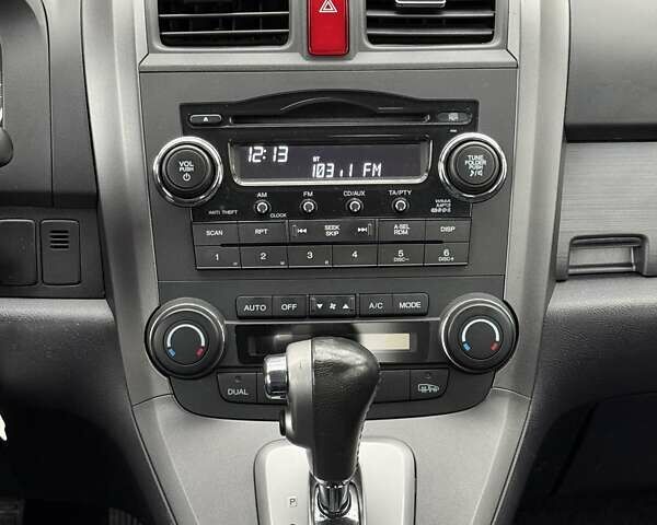 Сірий Хонда СРВ, об'ємом двигуна 2 л та пробігом 167 тис. км за 10999 $, фото 26 на Automoto.ua