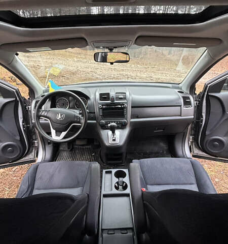 Сірий Хонда СРВ, об'ємом двигуна 2.35 л та пробігом 202 тис. км за 9700 $, фото 7 на Automoto.ua