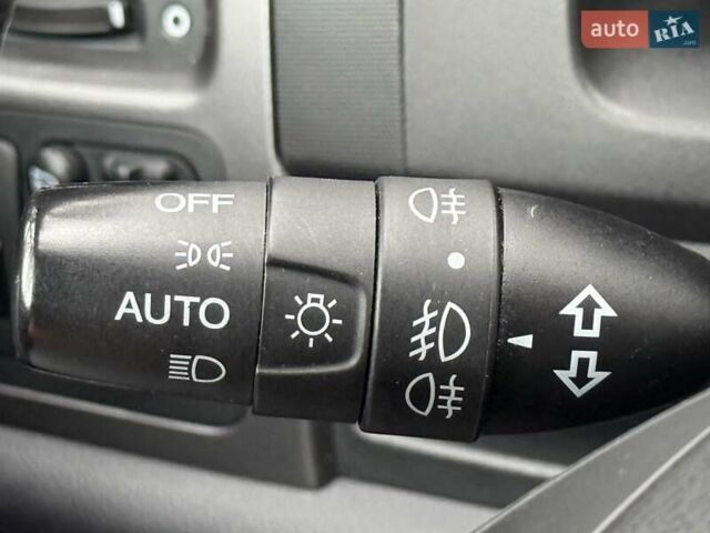 Сірий Хонда СРВ, об'ємом двигуна 2 л та пробігом 167 тис. км за 10999 $, фото 29 на Automoto.ua