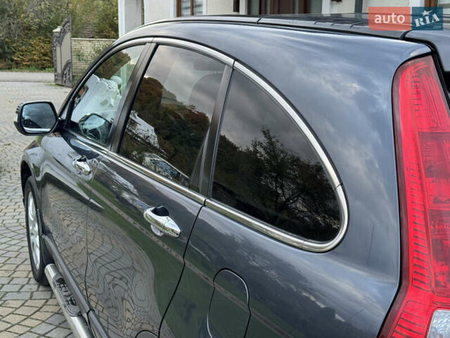 Серый Хонда СРВ, объемом двигателя 2.2 л и пробегом 258 тыс. км за 9750 $, фото 48 на Automoto.ua