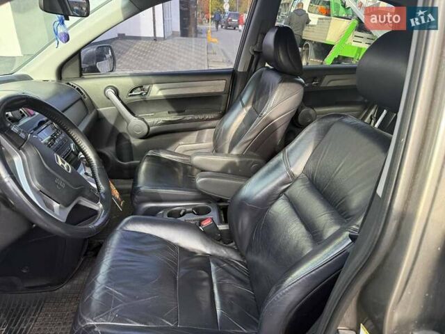 Хонда СРВ 2008 в Ирпене на Automoto.ua Серый Хонда СРВ, объемом двигателя 2.4 л и пробегом 215 тыс. км за 10500 $, фото 5 на Automoto.ua