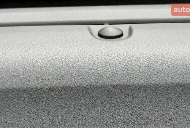 Сірий Хонда СРВ, об'ємом двигуна 2 л та пробігом 167 тис. км за 10450 $, фото 31 на Automoto.ua