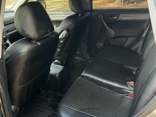 Серый Хонда СРВ, объемом двигателя 2.2 л и пробегом 195 тыс. км за 10300 $, фото 6 на Automoto.ua