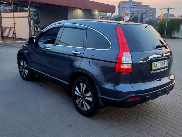 Серый Хонда СРВ, объемом двигателя 2 л и пробегом 190 тыс. км за 10000 $, фото 1 на Automoto.ua