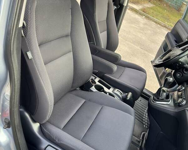 Сірий Хонда СРВ, об'ємом двигуна 2.2 л та пробігом 218 тис. км за 10950 $, фото 30 на Automoto.ua