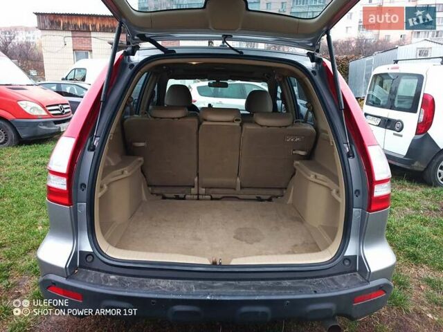 Серый Хонда СРВ, объемом двигателя 2.4 л и пробегом 219 тыс. км за 8500 $, фото 9 на Automoto.ua