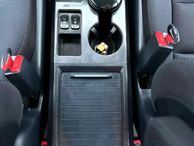 Серый Хонда СРВ, объемом двигателя 2 л и пробегом 157 тыс. км за 10000 $, фото 8 на Automoto.ua