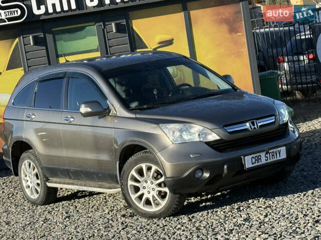 Серый Хонда СРВ, объемом двигателя 2.4 л и пробегом 214 тыс. км за 9500 $, фото 12 на Automoto.ua