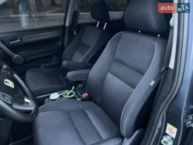 Сірий Хонда СРВ, об'ємом двигуна 2 л та пробігом 238 тис. км за 9499 $, фото 15 на Automoto.ua